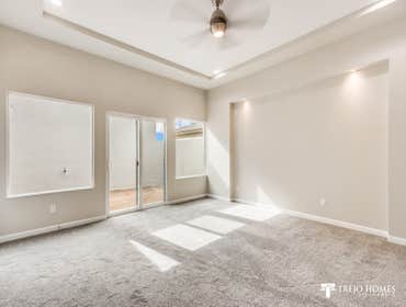 East Side Custome Home 5 Bdr, 3 Car Garage, Indoor Garden, Master Bedroom Private Garden, Suspended Porch