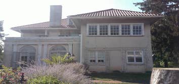 Ashland stucco repair and paint job We were very proud to put our name on this one. Stucco repair and paint job on Ashland.