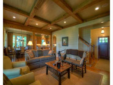 Blue Ridge Custom cabin in Blue Ridge Georgia
4000 sq. ft. 5 bedrooms 5 1/2 baths