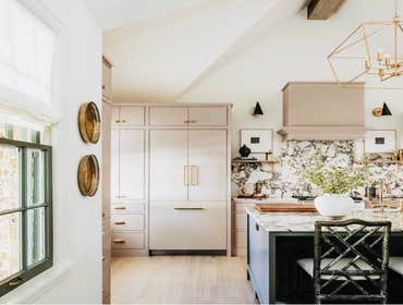 Modern Farmhouse kitchen Design &Remodeling