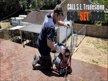 Photos by S.E. Tradesmen #1