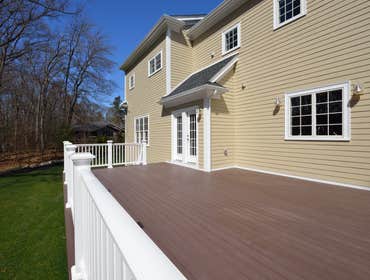 DECKING