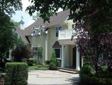 Middletown Pressure Washing Middletown Pressure Washing, Pressure Washing, Power Washing, Soft Wash Cleaning, Roof Cleaning, Gutter Cleaning, Vinyl Sid