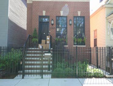 N Marshfield Ave Home