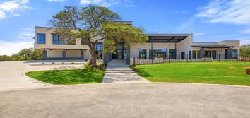 TX Sparks Luxury Homes