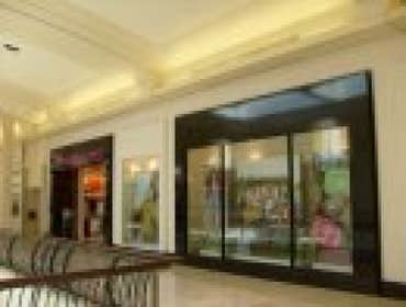 Victoria's Secret Installation of Glass Storefront