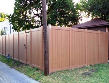 Future Outdoors Vinyl Fences Future Outdoors provides fence installations of many different styles and colors of vinyl fences. These fences are made of