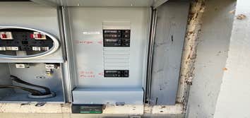 RES-2505972 Repair and replace main panelboard 125A