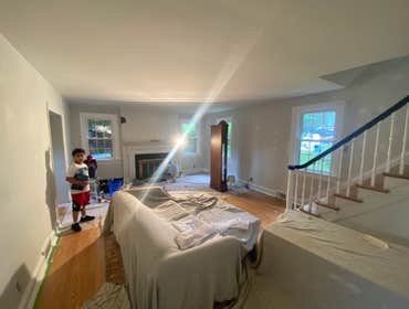 Photos by Sanders Painting LLC #3 Project Assignment
4 bedroom- walls + ceilings + trim
(Paint included)