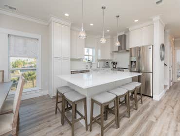 BEACH HOUSE [reno]