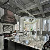 AMAZING KITCHEN
