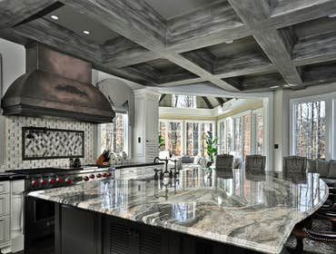 AMAZING KITCHEN