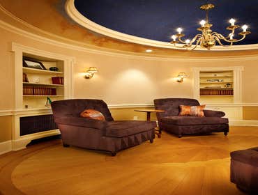 Oval Sitting Room
