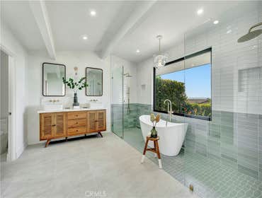Tahuna Extensive remodel of original home. New kitchen, New bathrooms, smooth coat through out house on all walls