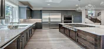 DJ CUSTOM CONTRACTING LLC