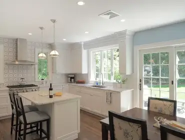 Ruston Retreat: Warm Wood & White Quartz