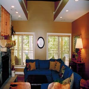 CUSTOM BUILT-INS & CABINETRY