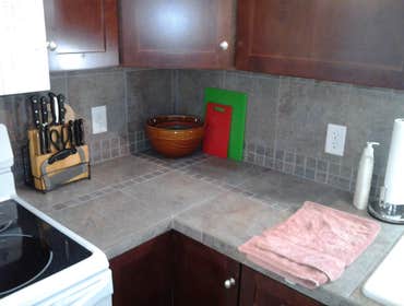 Kitchen, focusing on tile work