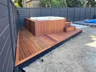Photos by Peters Deck Builder #1 Premium IPE Deck Construction – Completed in 30 Days
This project featured the construction of a custom-built deck us