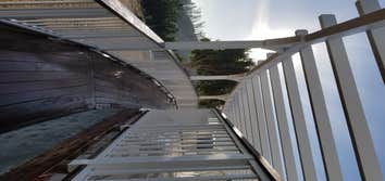 BEAUTIFUL IPE DECK (1100 sqft)