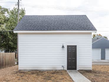 Downtown/Move-In Ready Home 2