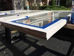 United Windows Pro LLC Call us at (720) 400-2929 to set up an appointment with United Windows Pro expert for window glass repair in Denver