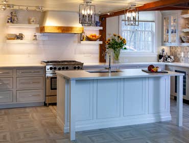Barnumville Barndominium Kitchen & Entryway