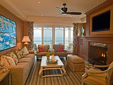 Family Room, Den & Office