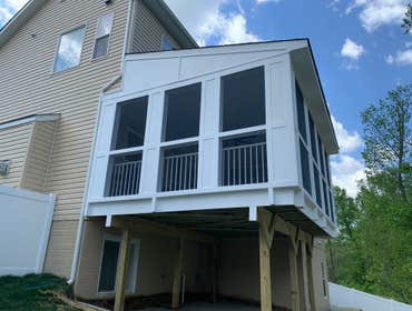 Screened in porch