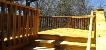 Highland Park Re-Deck, Stain and Four Season Room Maintanance
