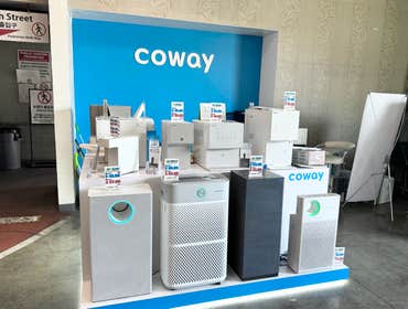 Retail Showroom Design & Build: Coway, Koreatown (Gaju Market) Compact retail installation within Gaju Market in Koreatown, Los Angeles.
This project f