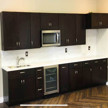 New Kitchen and countertop