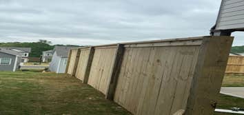 Fuentes Fence Company LLC