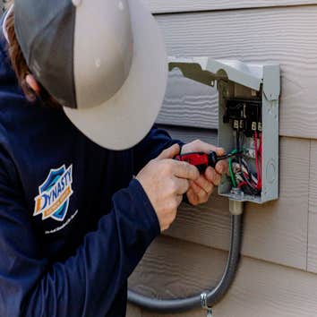 Thomas wiring a disconnect for an AC Condenser