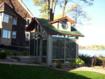 Hot Tub room/Little Canada