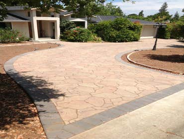 Driveways Here are some driveways we re paved in Pavers
