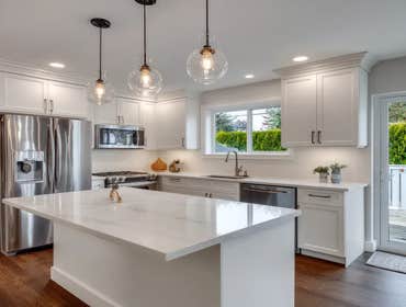 Photos by Kitchen Renovation Vancouver - Custom Kitchen Remodeling, Cabinets, Countertops & Luxury Kitchen Renovations #1