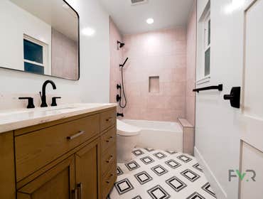 San Jose, CA - Kitchen & Bathroom