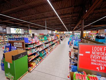 ALDI SENECA SC 19,500 Sq ft grocery store built within the Hartwell Village shopping center serves the Seneca and Clemson area. The chain of grocery st