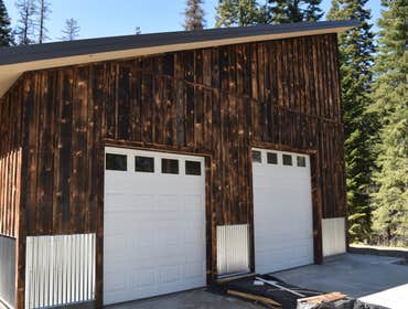 Pete Nelson Construction PNC Homebuilders, Inc. recently completed a stunning sunroom addition for a client in Baker City, Oregon. This project involve