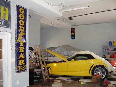 New home for yellow roadster!
