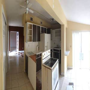 House (Remodeling 4040)