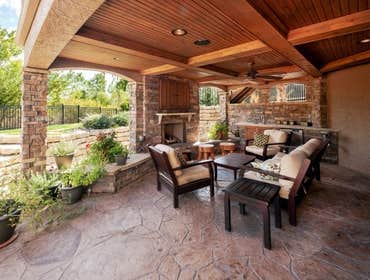Lanai and Outdoor Kitchen