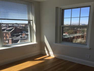 Penthouse Comm Ave