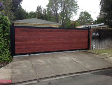 Photos by Los Angeles Fence Builders #1 All kinds of fences at best price