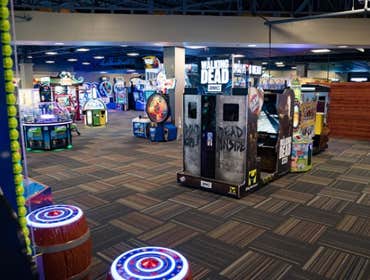GAMETIME ENTERTAINMENT CENTER