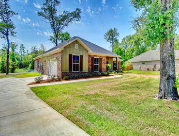 3373 Hardwood Dr.