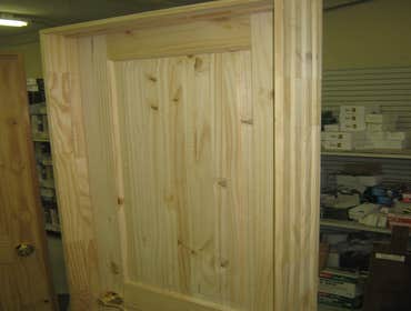 SOLID WOOD KNOTTY PINE DOORS