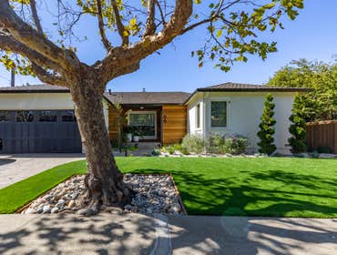 Exterior Remodeling - Burlingame, CA This outdoor oasis in Burlingame took us only a few weeks to complete and the results are just breathtaking. The p