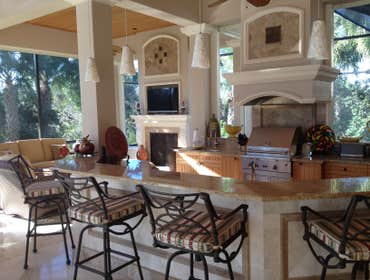Outdoor kitchen